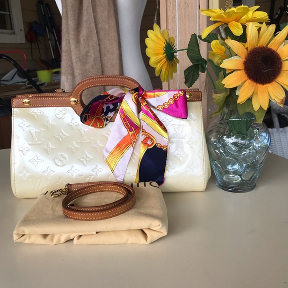 Louis Vuitton Handbags - Louis vuitton vernis roxbury